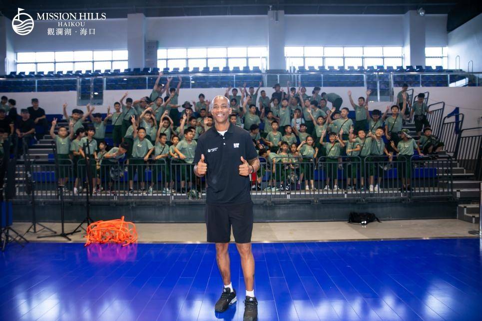 NBA篮球公园海口观澜湖旗舰馆开放日暨二零二五篮球夏令营开营