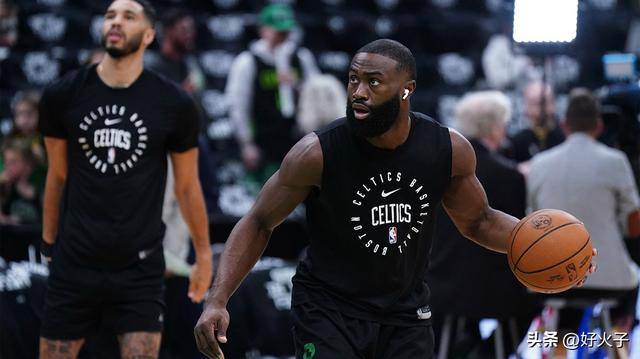杰伦·布朗更新杰森·塔图姆的康复情况，凯尔特人球迷兴奋不已