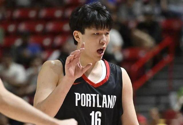 NBA战报：勇士12-123翻盘开拓者！库里16+11
