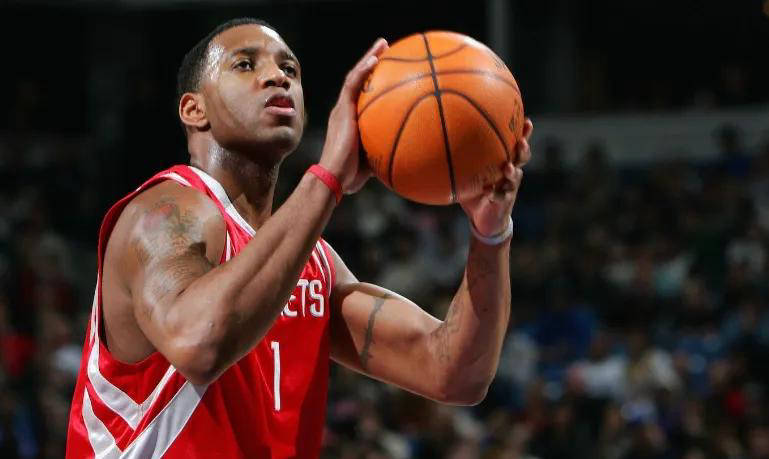 “伤病如影随形，四大NBA球星的不解遗憾”