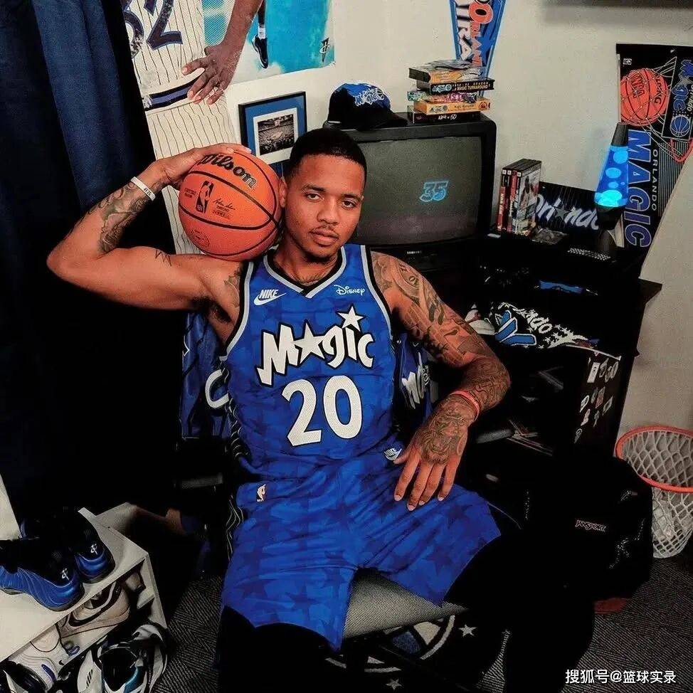 彻底没球打了！富尔茨还能重返NBA吗？