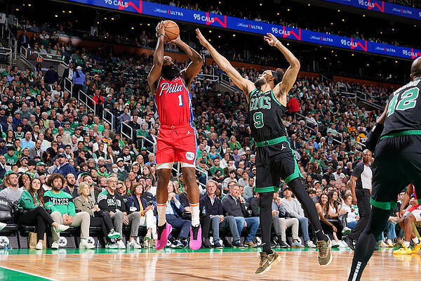 NBA杯冠军赛预测马刺大胜尼克斯