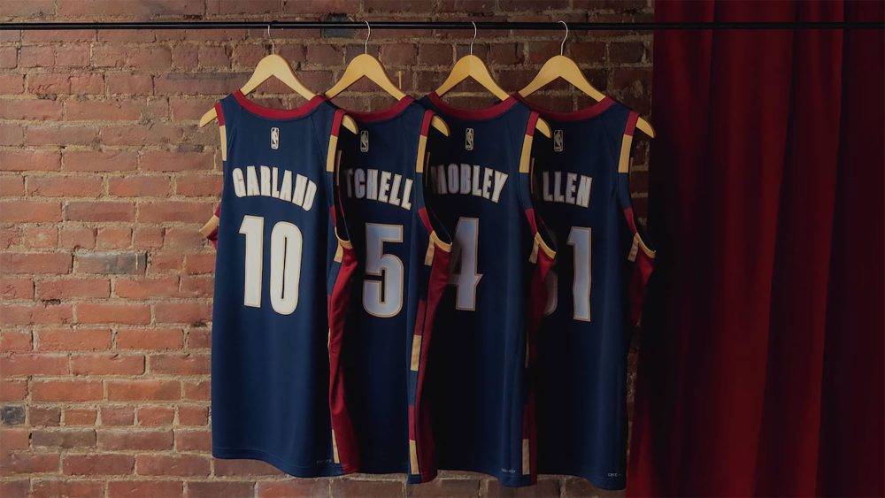 克利夫兰骑士队发布HardwoodClassic队服，庆祝其成立55周年